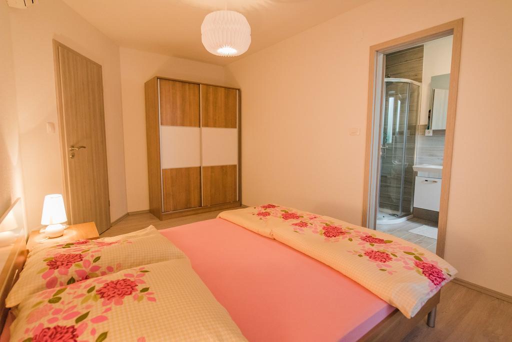 Apartment Grabovac Kaštela Rom bilde