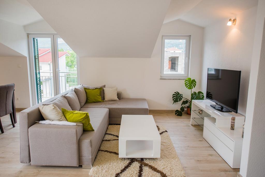 Apartment Grabovac Kaštela Eksteriør bilde