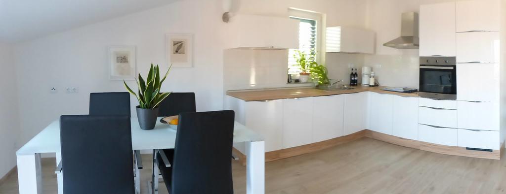 Apartment Grabovac Kaštela Eksteriør bilde